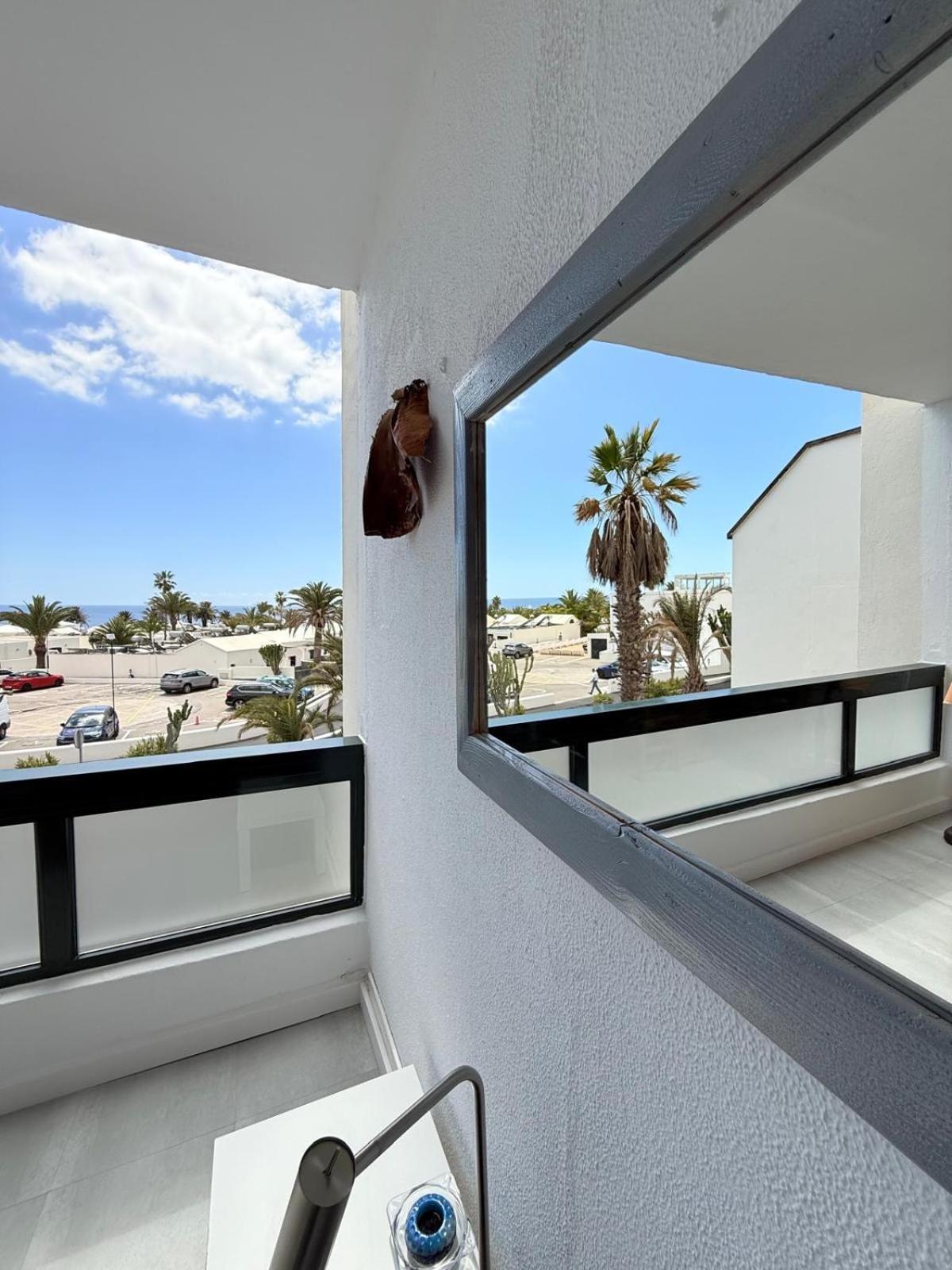 Al Sole Studios Residence Playa Roca Costa Teguise Exteriör bild