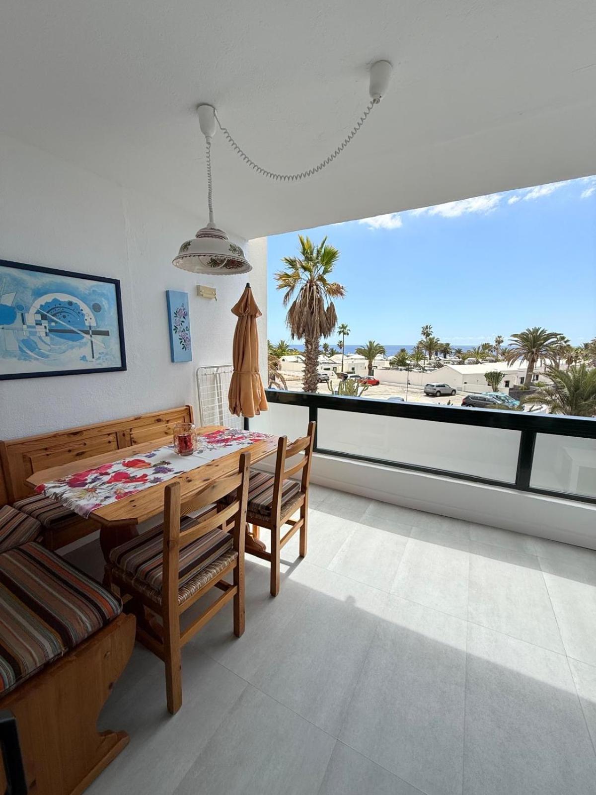 Al Sole Studios Residence Playa Roca Costa Teguise Exteriör bild